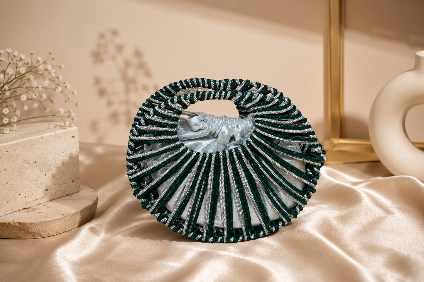 Emerald Radiance Clutch
