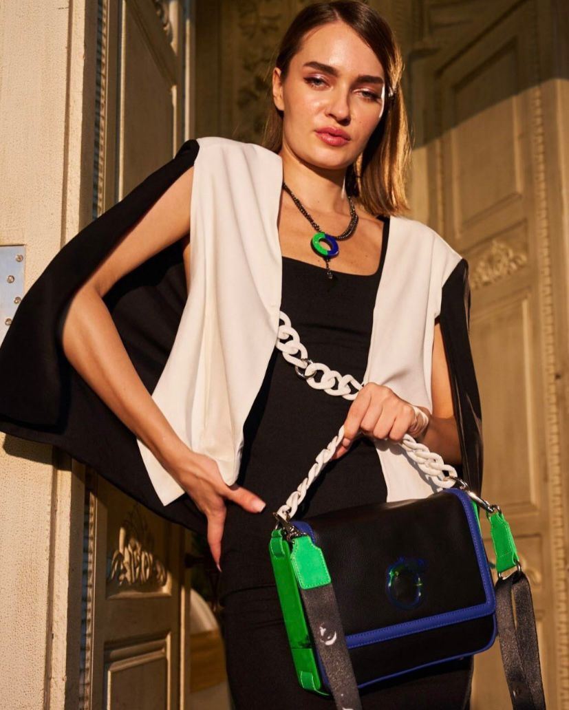 Black-White Formal Cape