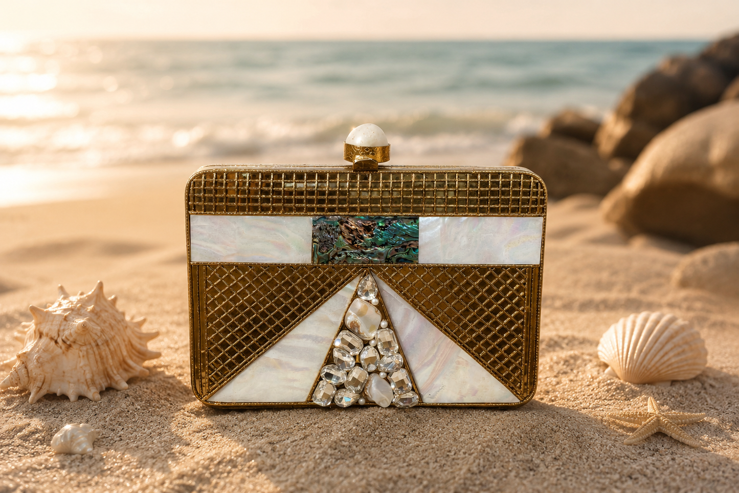 Aurelia Shell Clutch