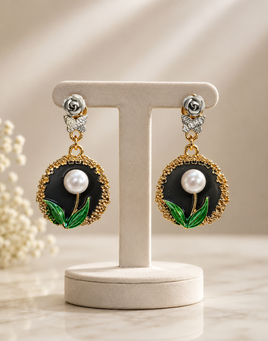 Midnight Pearl Earrings